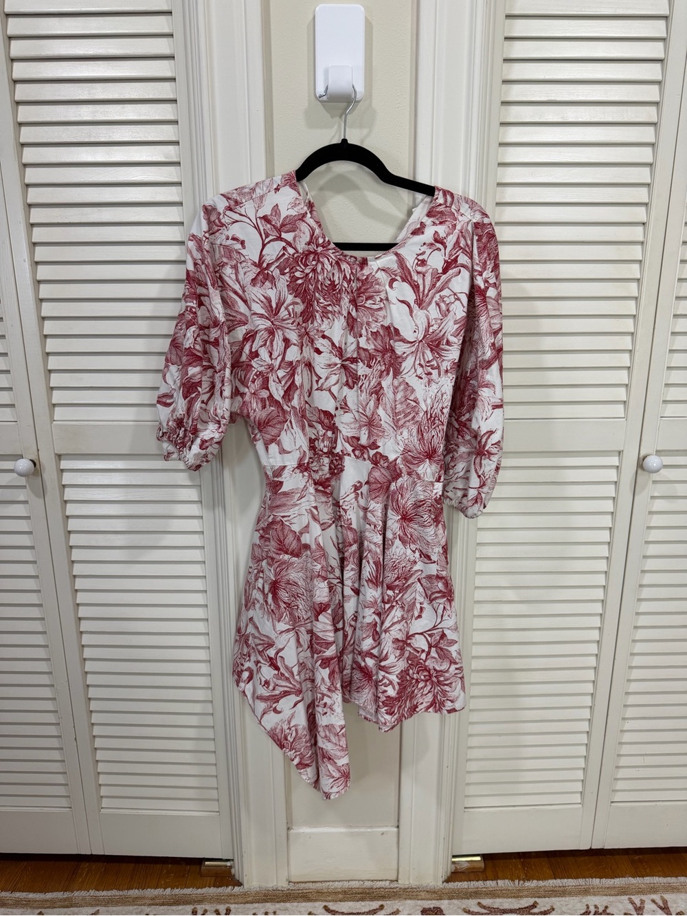 Petersyn floral mini dress
